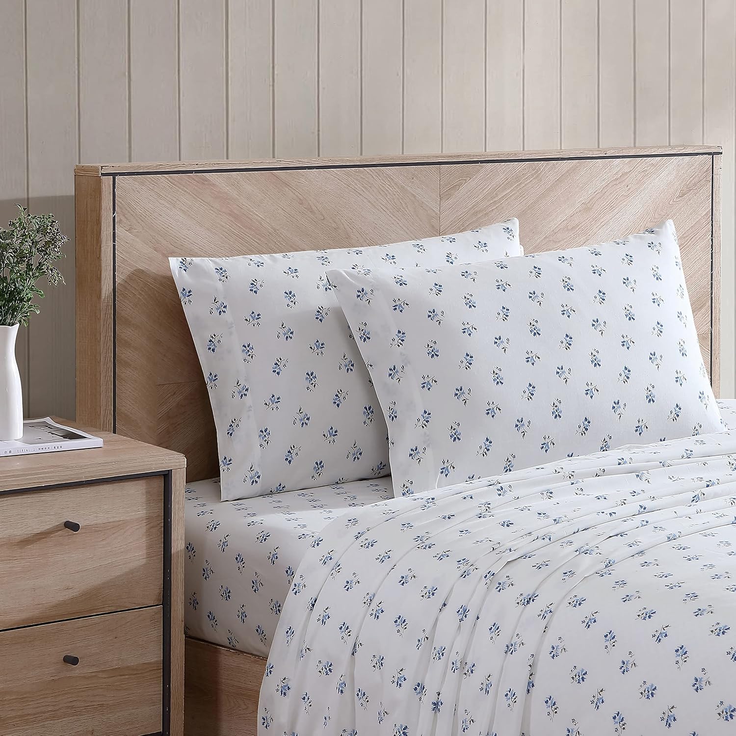 Stone Cottage Sketchy Ditsy Blue Percale Sheet Set — Queen, 100% Cotton