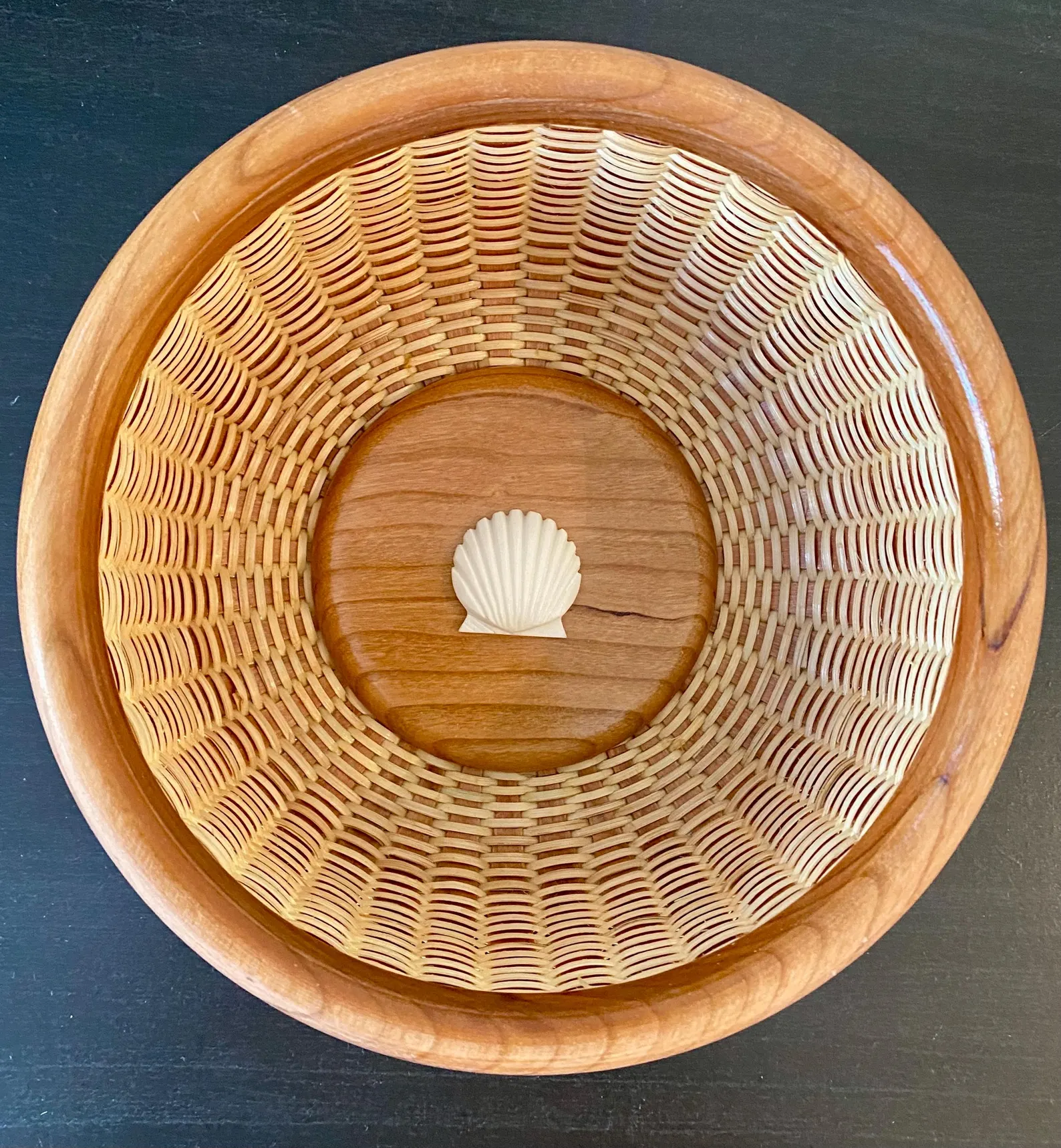 6" Round Cherry Wood Nantucket Lightship Basket with Scallop Shell