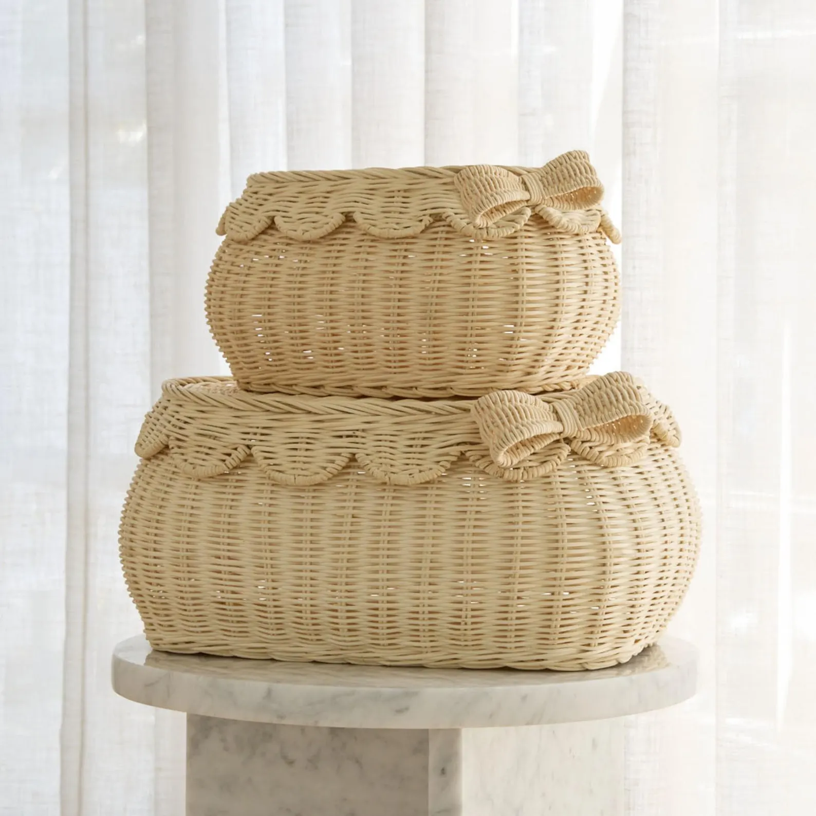 The Original Scalloped Bow Basket with Lid — Set of 2