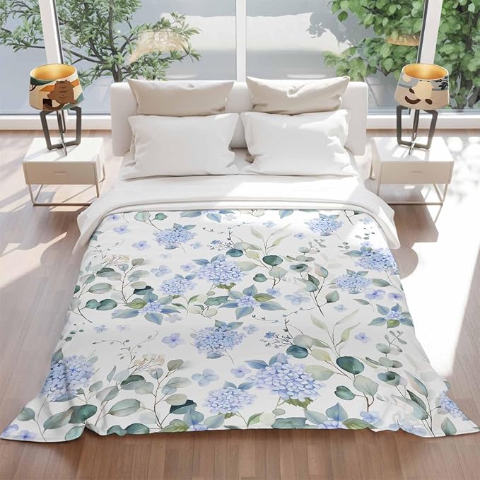 Hydrangea Flower Fleece Throw Blanket — Blue Floral Cottage