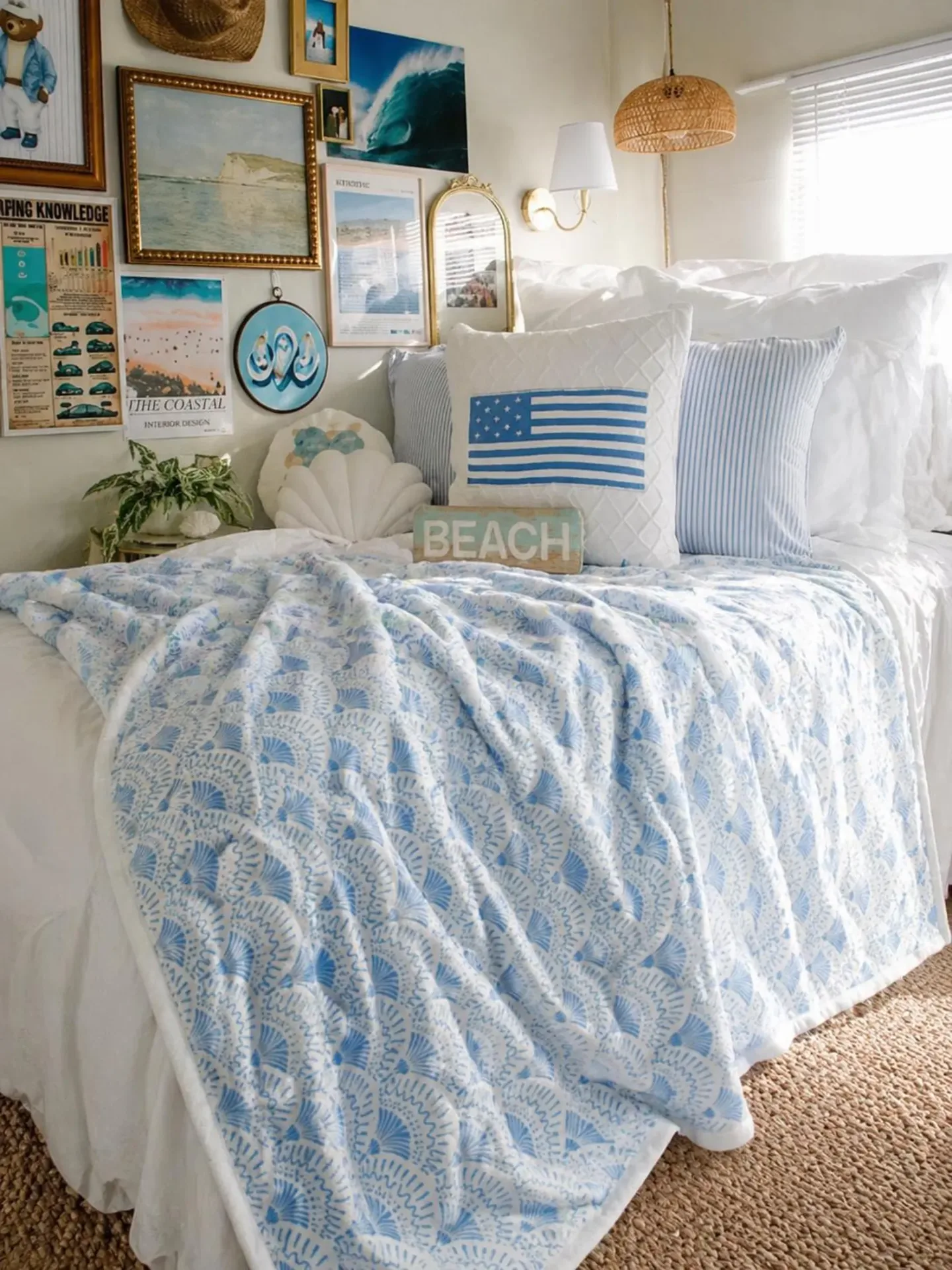 Coastal Fleece Blanket — Blue Shell Scallop Print