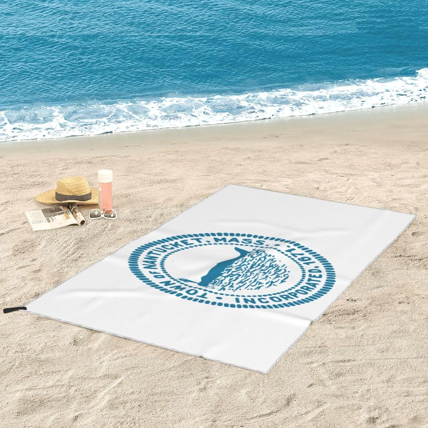 Nantucket Town Seal Sand-Free Beach Blanket — Navy on White