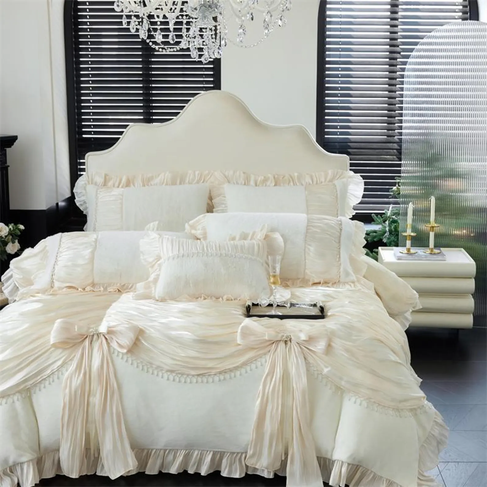 Luxury Ivory Bow Velvet Bedding Set — 4-Piece