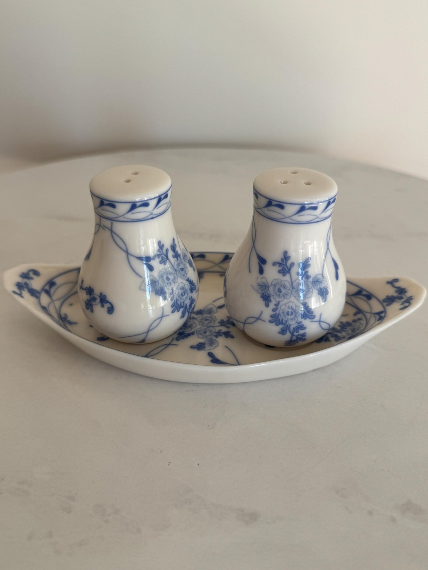 Vintage Blue & White Floral Salt & Pepper Shakers with Tray